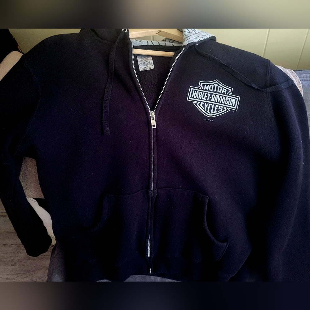 Harley Davidson hoody. Women's medium